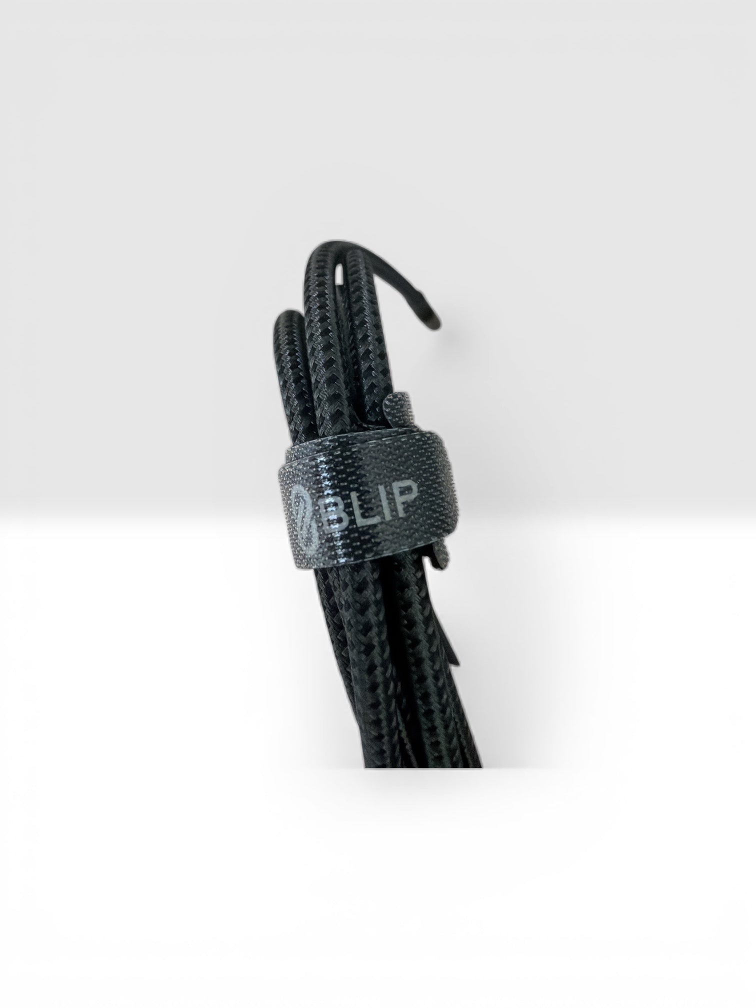 USB-C to USB-C cable (1m)